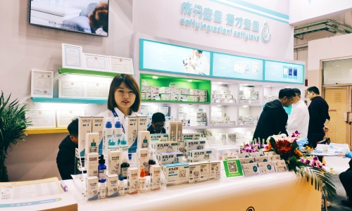 科莱施新品-京宠展现场预售人气爆棚