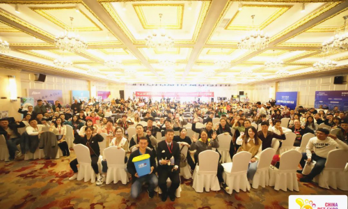 第七届雄鹰京宠展华中地区新闻发布会在郑州盛大召开